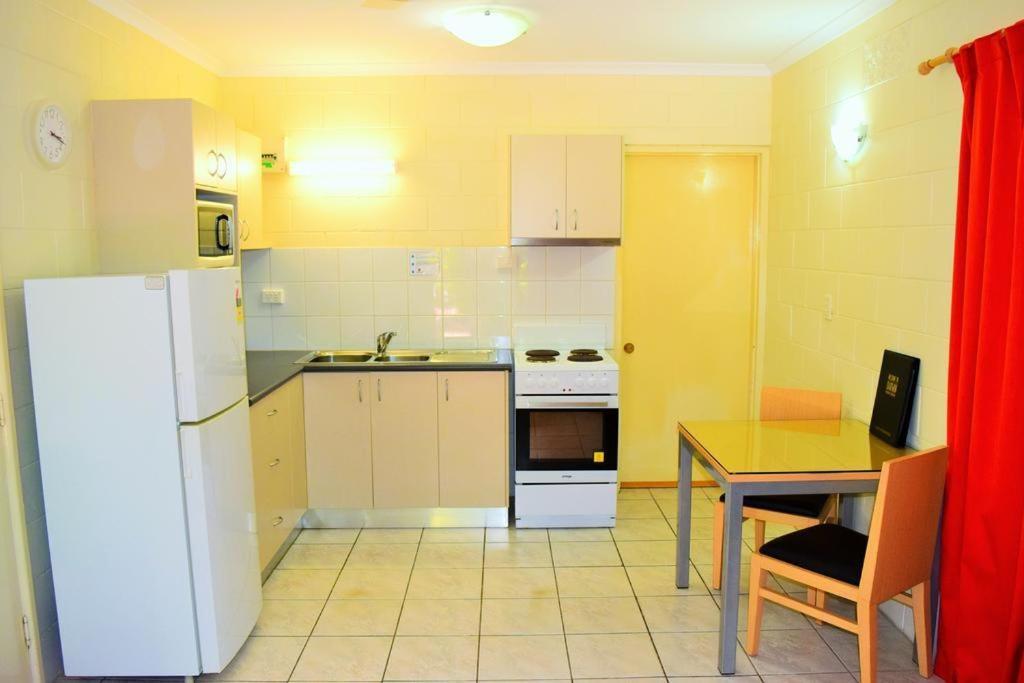 Coconut Grove Holiday Apartments Darwin Dış mekan fotoğraf